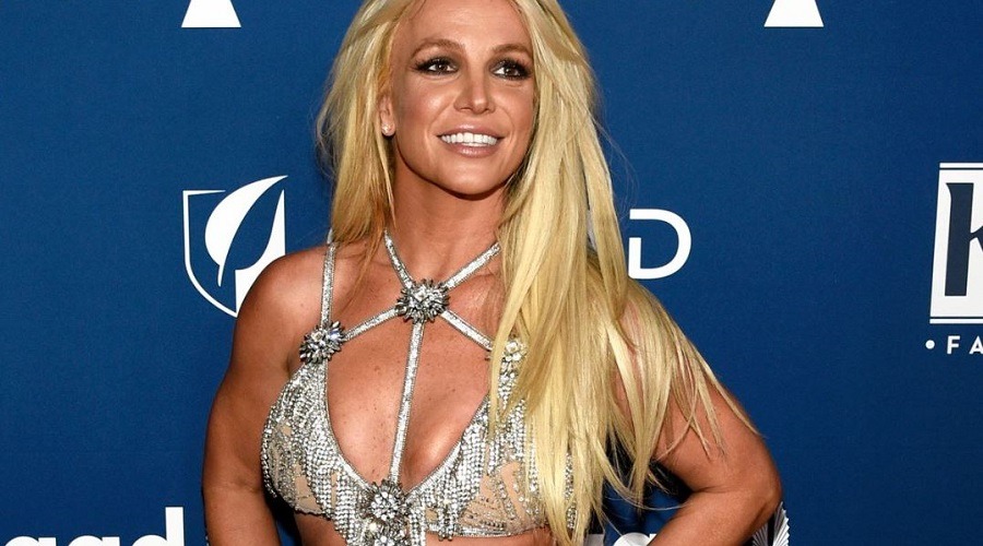 গ্রেপ্তারের খবর আসতেই ইন্টারনেট থেকে বিদায় নিলেন ব্রিটনি