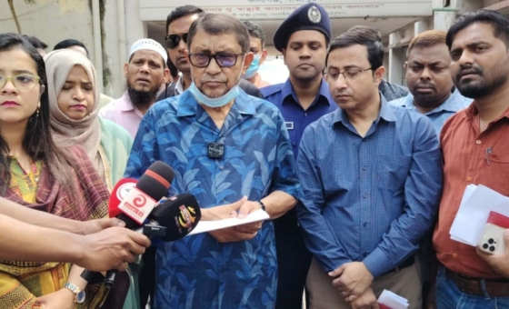 কালীগঞ্জ স্বাস্থ্য কমপ্লেক্স পরিদর্শন করলেন : স্বাস্থ্যমন্ত্রী সাখাওয়াত হোসেন