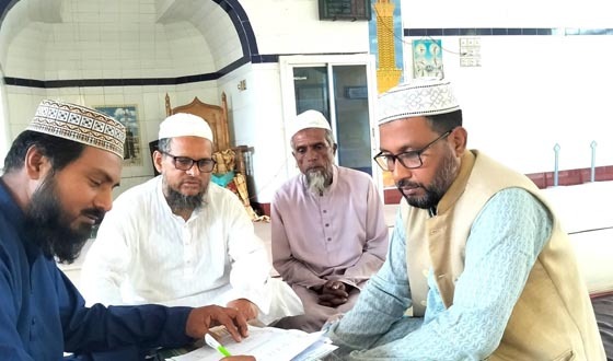 মসজিদের জরিপ কাজে সেচ্ছাসেবী যুব সংগঠক ভিডিপি সদস্য আমিন সাদী