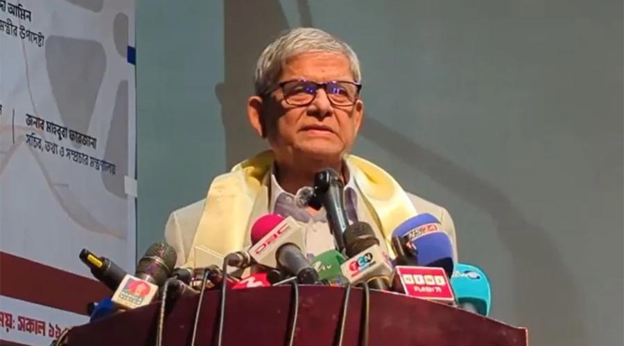 ভারতে বসে দেশকে অস্থিতিশীল করার চেষ্টা করছে শেখ হাসিনা: মির্জা ফখরুল