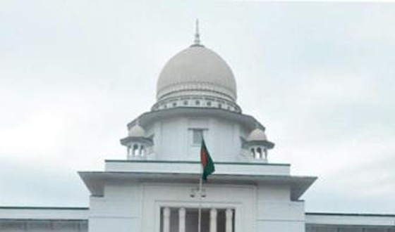 হাইকোর্টে নিঃশর্ত ক্ষমা চাইলেন বরিশালের ১০ আইনজীবী