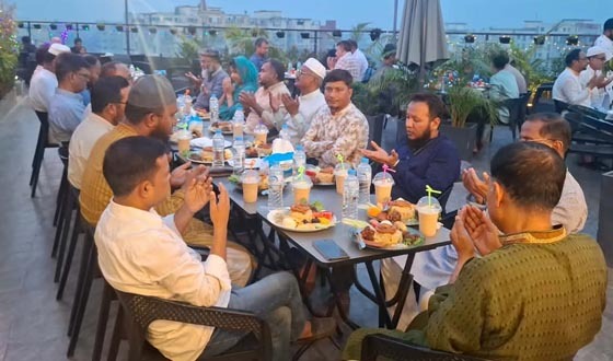 টাঙ্গাইল আঞ্চলিক সংবাদপত্র পরিষদের ইফতার ও দোয়া