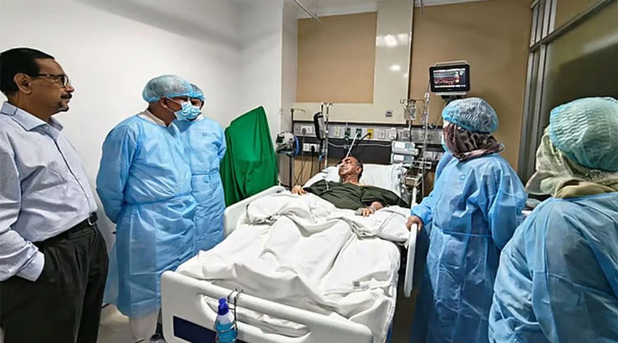 অপারেশন থিয়েটারে মির্জা আব্বাস, মস্তিষ্কে অস্ত্রোপচারের সিদ্ধান্ত বোর্ডের