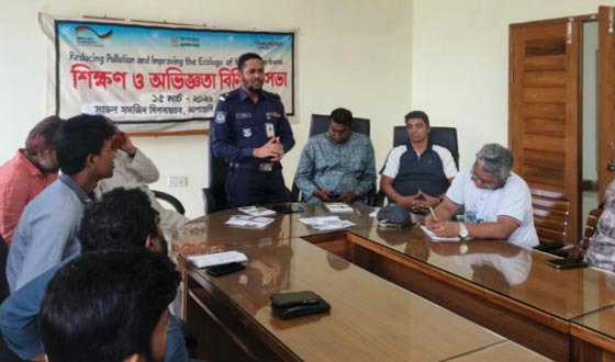 আশাশুনিতে প্লাস্টিক ও পলিথিন দূষণ প্রতিরোধে বিনিময় সভা