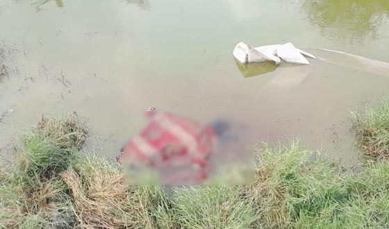 পাইকগাছায় পুলিশ কর্মকর্তার মায়ের গলাকাটা লাশ উদ্ধার