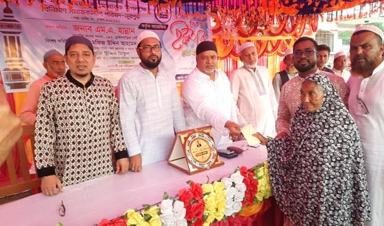 নাসিরনগরে সুবিধাবঞ্চিত মানুষের মধ্যে নগদ অর্থ বিতরণ
