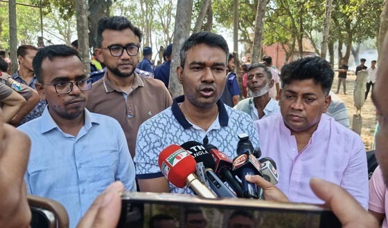 চাঁদপুরে অবৈধ স্থাপনা উচ্ছেদ অভিযান