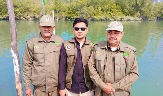 ঈদের দিনটাও কেটেছে তাদের বন পাহারায়