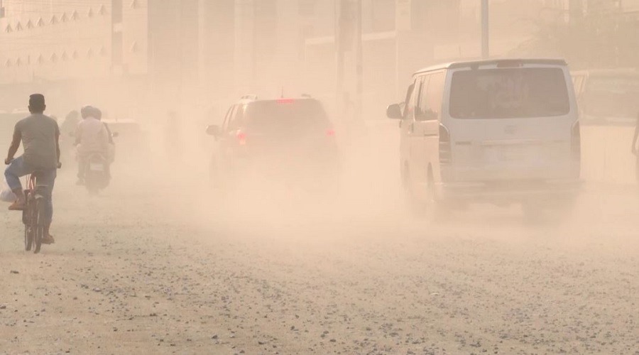 ফাঁকা ঢাকাতেও কমছে না দূষণ
