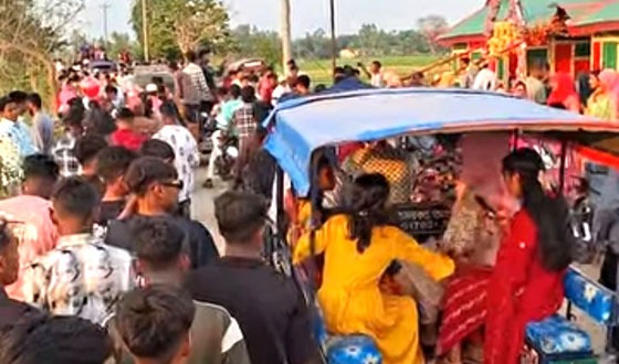 ঈদে চাটমোহরের বিনোদন স্পটগুলো মুখরিত