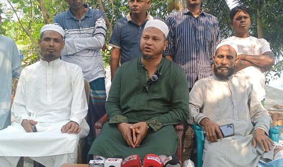 মাদারীপুরে ছাত্রদল নেতার উপর হামলার দায় অস্বীকার করে সংবাদ সম্মেলন