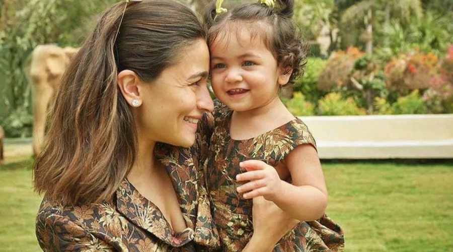 ‘ভালো মা’ হতে আধ্যাত্মিক গুরুর শরণাপন্ন আলিয়া