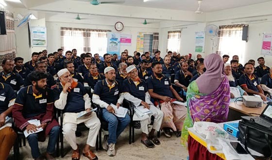 মাছের অধিক ফলন ও লাভজনক চাষে ব্র্যাক ফিশারিজের প্রশিক্ষণ