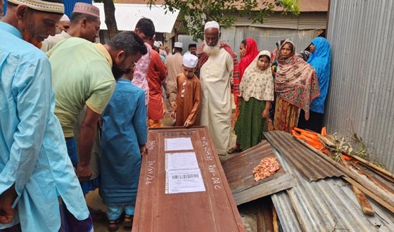 ১১ দিন পর দেশে এলো প্রবাসী শ্রমিকের লাশ, দাফন সম্পন্ন